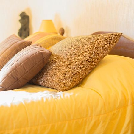 Le Bonheur Dans Le Pre Hotell Lucinges Eksteriør bilde