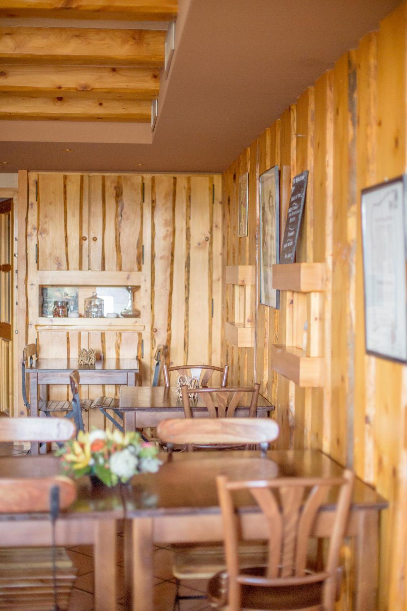 Le Bonheur Dans Le Pre Hotell Lucinges Eksteriør bilde