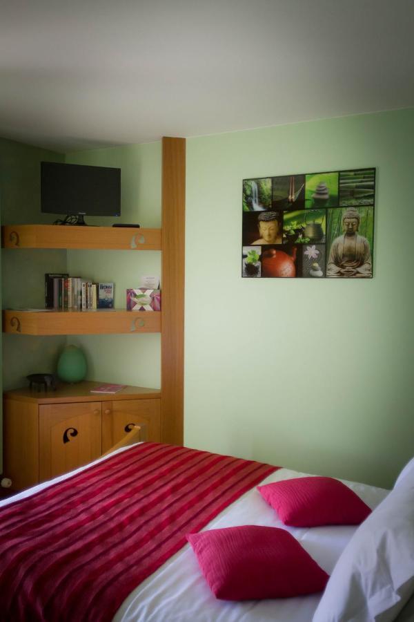 Le Bonheur Dans Le Pre Hotell Lucinges Rom bilde