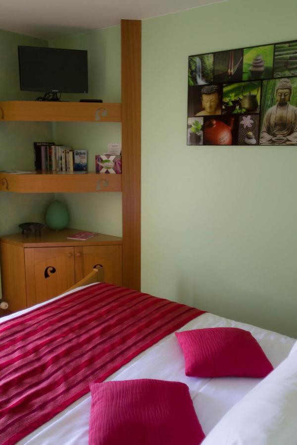 Le Bonheur Dans Le Pre Hotell Lucinges Rom bilde